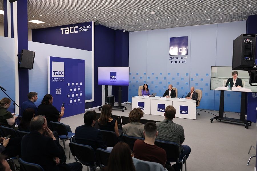 СМИ, в облаках витающие