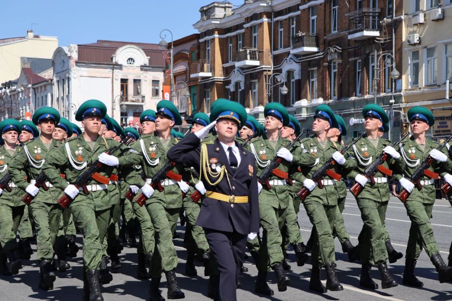 Парад в честь 81-й годовщины Победы прошел во Владивостоке
