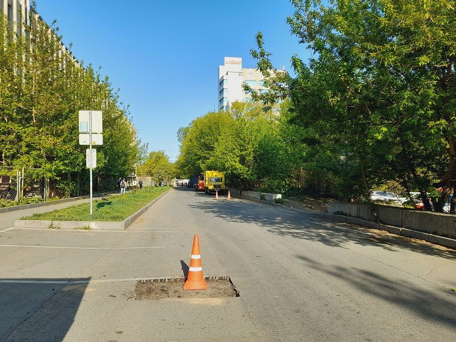 Проспект Красного Знамени остаётся перекрытым второй день подряд
