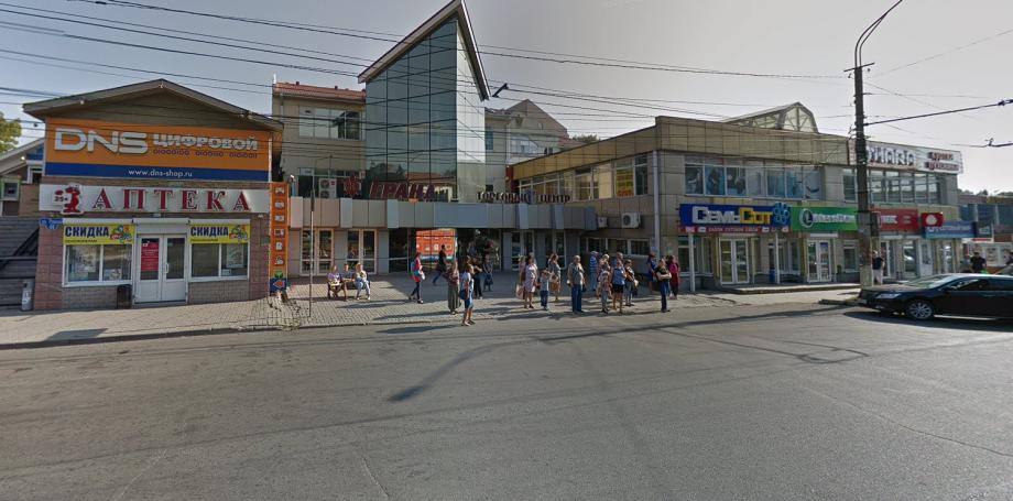 Во Владивостоке закрывается популярный торговый центр