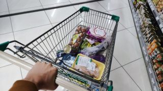 Будет дешевле? В Госдуме предложили обнулить НДС на базовые продукты питания