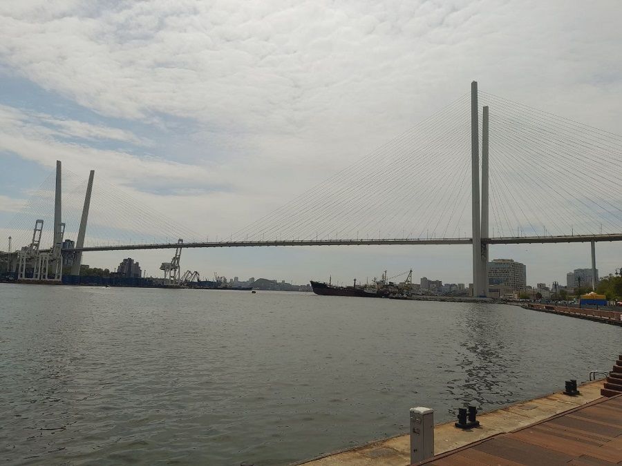 Пятница во Владивостоке: солнечно и весьма прохладно