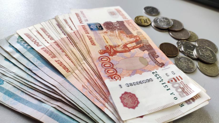 Фото: PRIMPRESS | До 250 тыс. руб. и выше: названы самые высокооплачиваемые вакансии мая во Владивостоке