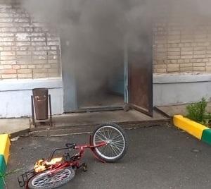 Фото: newsartema | Экстренная ситуация: в Приморье полыхает жилой дом