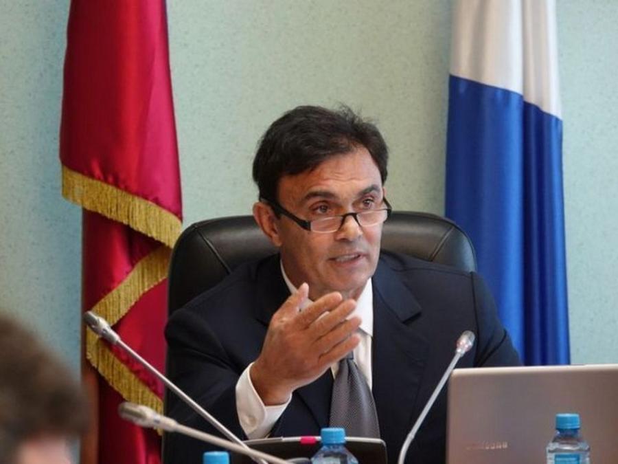 Известный на все Приморье депутат решил заняться зерном и необработанным табаком