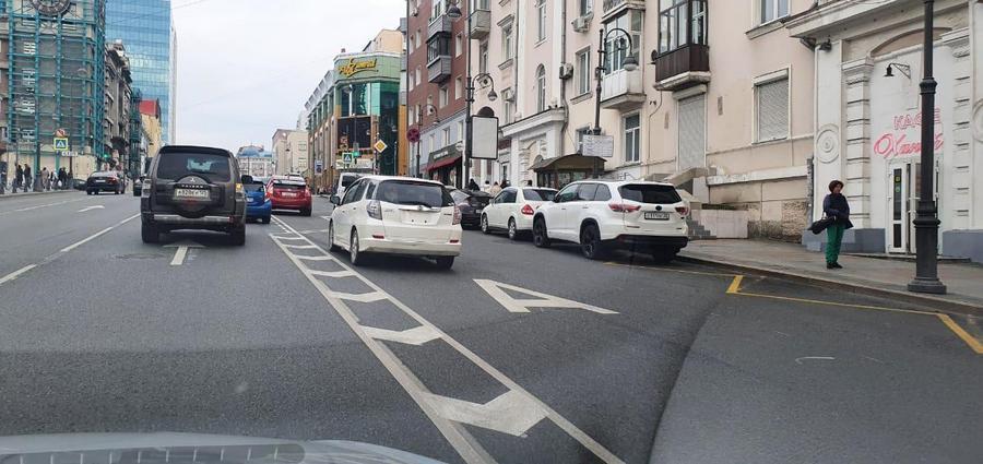 Приморских водителей поставят на счетчик. Платные парковки охватят весь регион