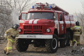 Фото: ГУ МЧС России | В Приморье во время пожара пострадала женщина