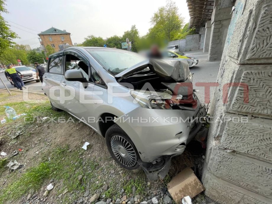 Пострадали двое детей: пьяный водитель без прав устроил ДТП во Владивостоке