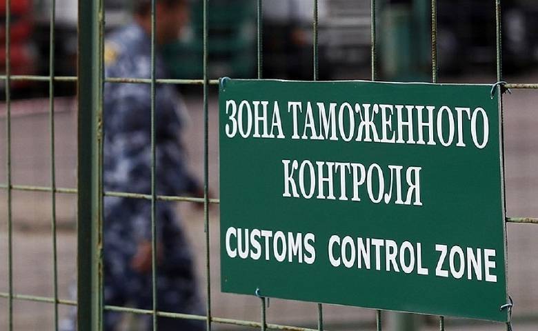 Фото: customs.ru | Радиационно опасные объекты продолжают прибывать из Японии в Приморье 
