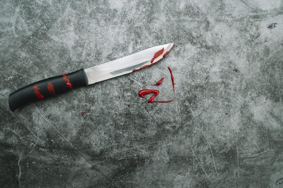 Фото: freepik.com | «Была нетрезвая». Жительница Уссурийска вонзила нож в спину мужчине