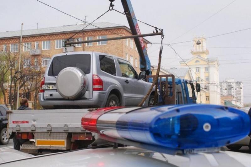 Раскрыта неприятная правда о ГИБДД и эвакуаторщиках во Владивостоке