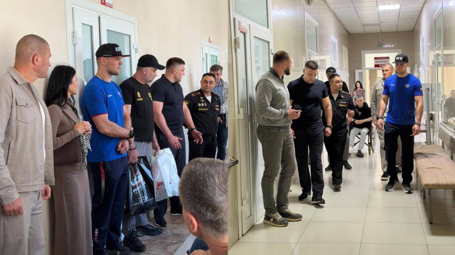«Зажечь искру»: как чемпионы-единоборцы помогут ветеранам СВО вернуться к полноценной жизни