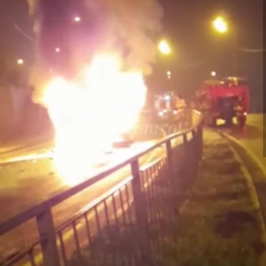 Во Владивостоке произошло жуткое ДТП, в результате которого сгорел водитель BMW