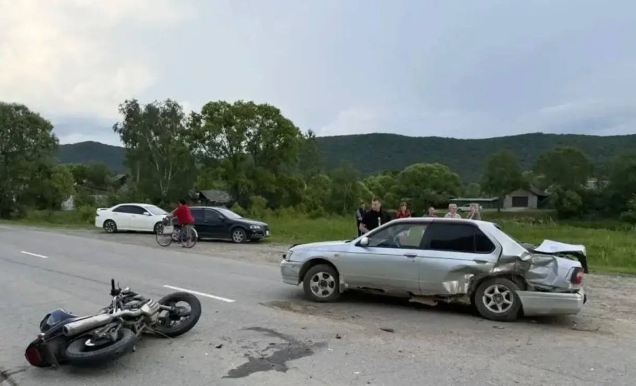 Подросток разбился насмерть на мотоцикле в страшном ДТП в Приморье