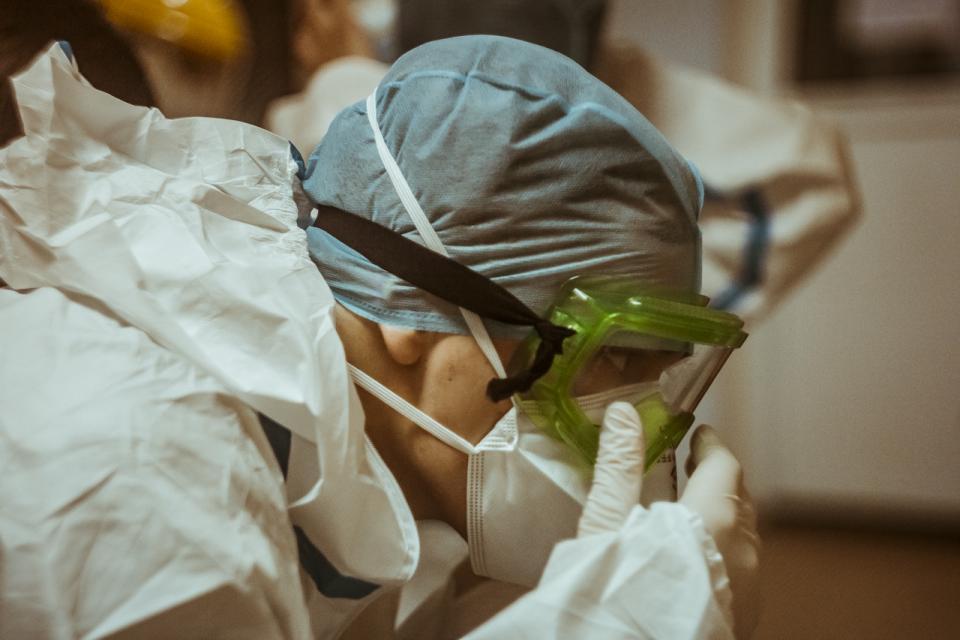 В Приморье подтверждено менее 100 новых случаев заражения коронавирусом