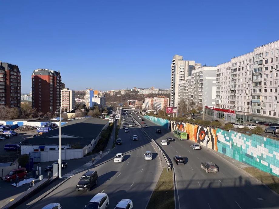 Названы самые аварийные улицы во Владивостоке