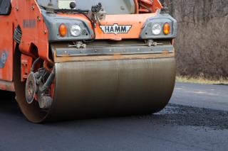 Фото: Екатерина Дымова / PRIMPRESS | Дополнительные средства на ремонт дорог во Владивостоке предусмотрели в краевом бюджете