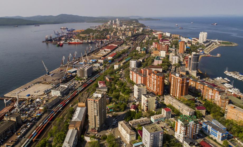 В крупнейшем районе Владивостока снесут дома и изымут земельные участки