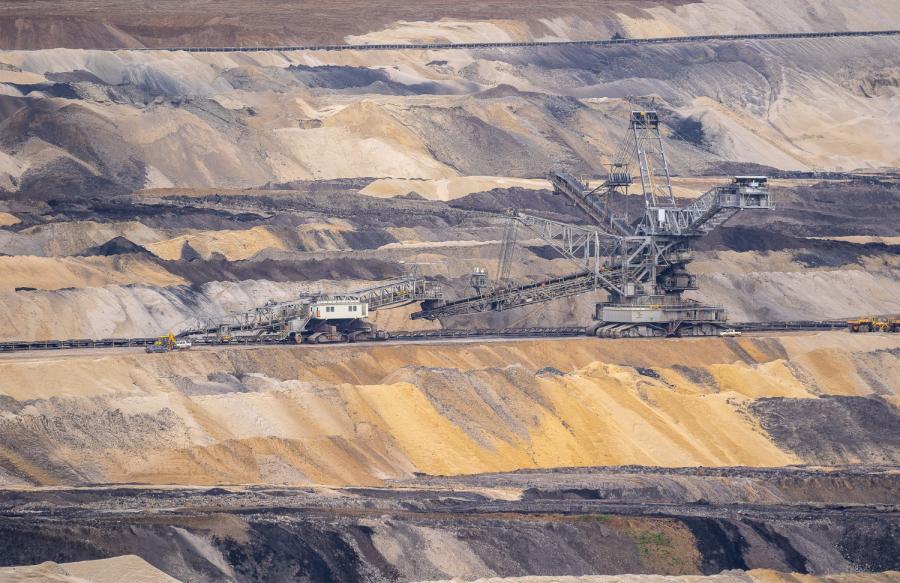 Фото: freepik.com | На руднике работало более 40 человек: в Хабаровском крае произошло обрушение горной породы