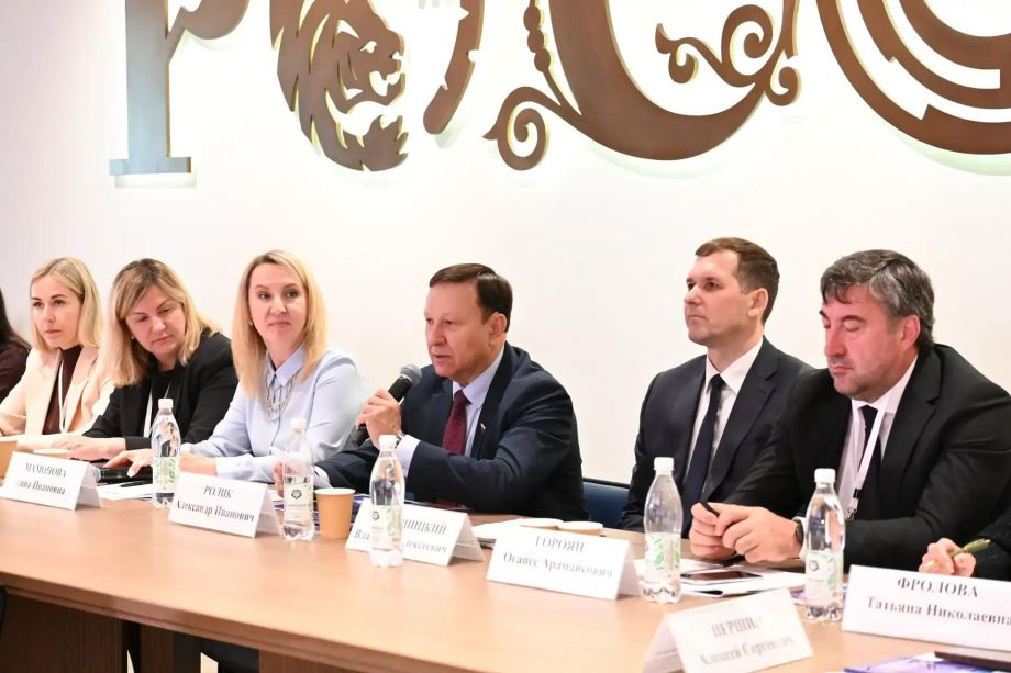 Александр Ролик: «Капремонт - это инвестиция в безопасность, комфорт жителей и развитие городов»