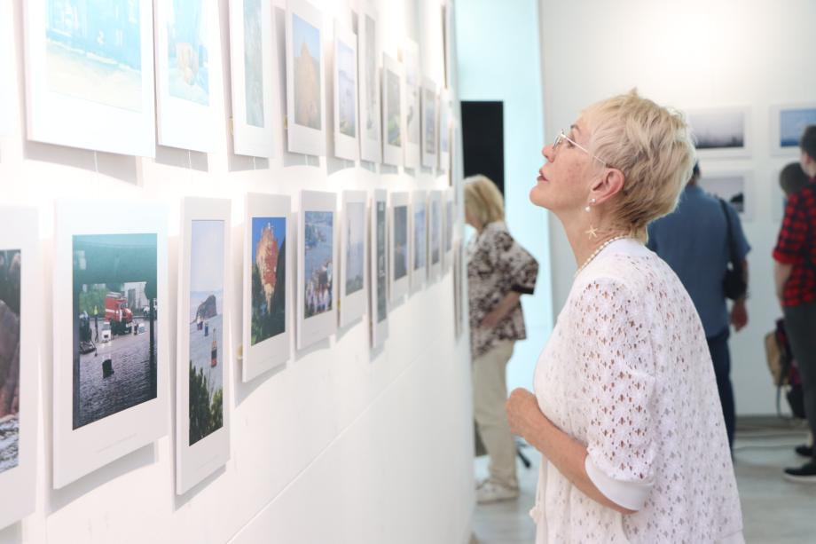 Фотографы поздравили «Порт приписки Владивосток» 164 эффектными кадрами