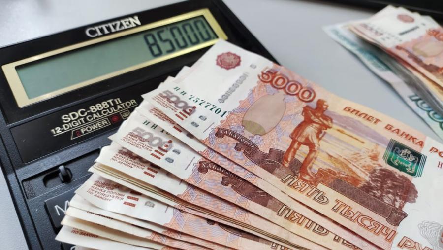 Специалисты рассказали, кто во Владивостоке зарабатывает 85 тысяч рублей в месяц