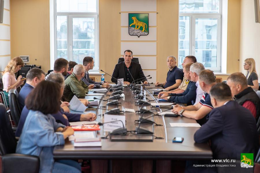 Фото: Максим Долбнин / vlc.ru | Во Владивостоке арендаторам и собственникам городских пляжей напомнили о требованиях к их работе