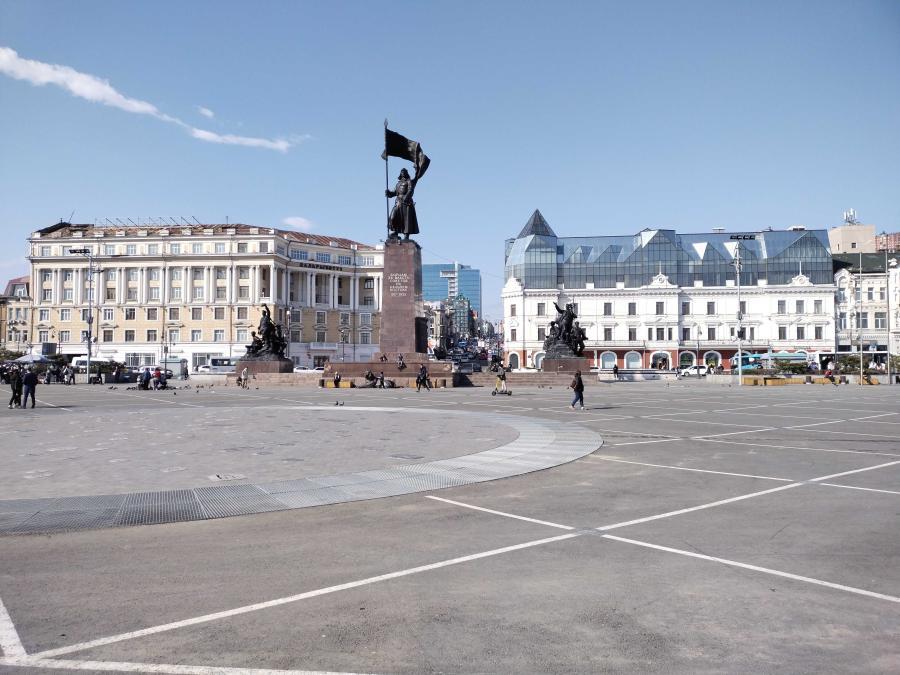 Во Владивостоке Борцам за власть Советов вернут положенный цвет