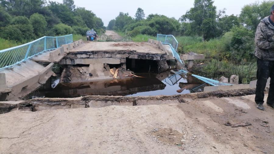 Фото: primorsky.ru | Отрезаны три населенных пункта: в Приморье вновь обрушился мост