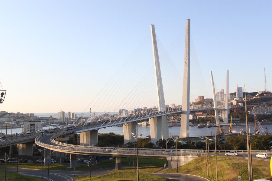 Фото: PRIMPRESS | Золотой и Русский мосты временно перекроют во Владивостоке