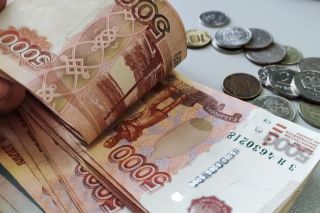 Заморозят уже с 25 июля. Всех, у кого есть вклад или деньги в банке, предупредили