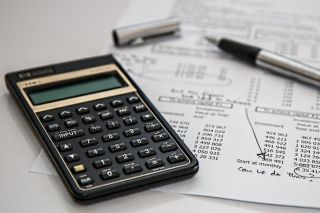 В квитанциях ЖКХ будет новый неприятный сюрприз: по 15 000 рублей с квартиры