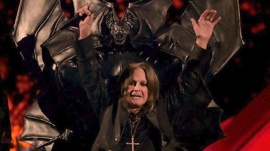 Умер Оззи Осборн. Что он завещал написать на своей могиле