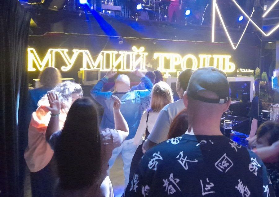 «Мумий Тролль» отправился на заработки в Европу…