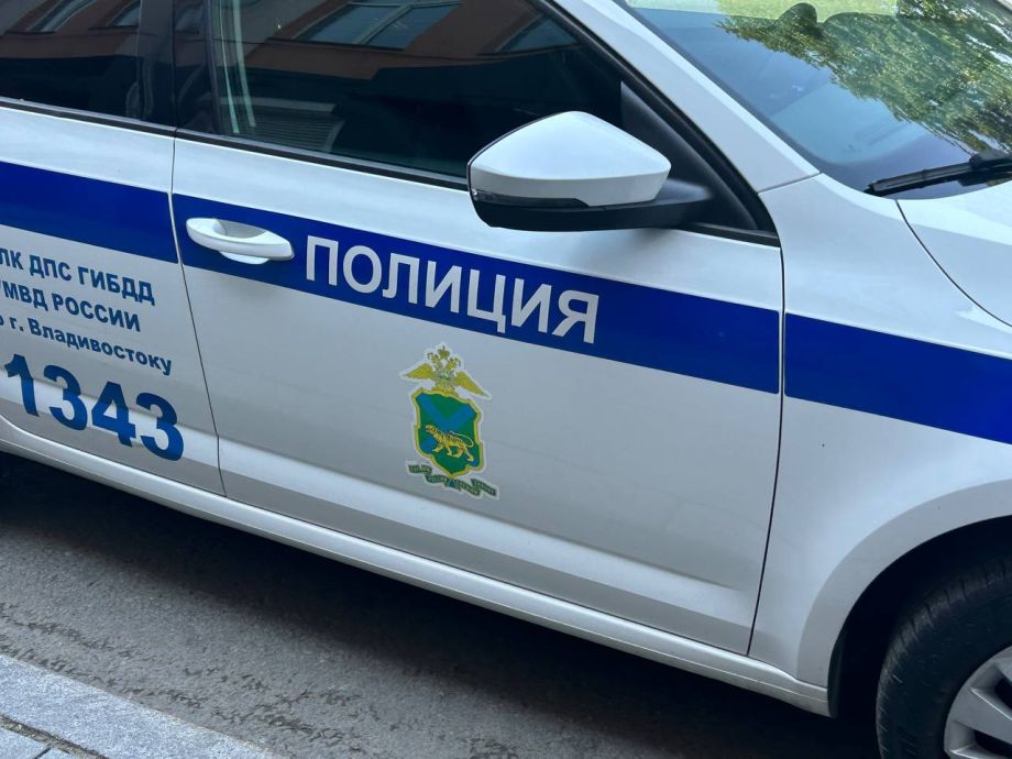 Трех полицейских решено наказать за избиение человека в Приморье