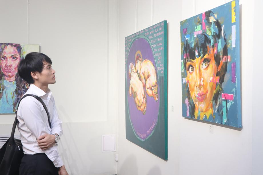 Фото: Екатерина Дымова / PRIMPRESS | Выставка для взрослых (18+) открылась во Владивостоке