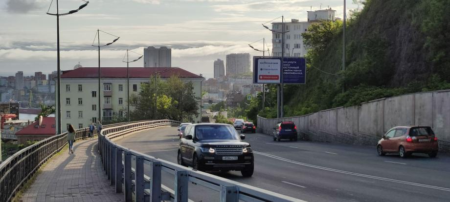 Фото: PRIMPRESS | В России могут ввести льготы на ввоз автомобилей из-за границы