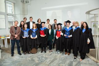 Высшее образование в России дошло до предела: в 2025 году студенты выбирают бессмысленные профессии