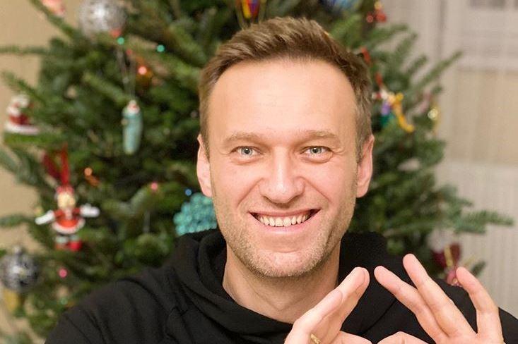 Навального разрешили перевезти из Омска в Германию