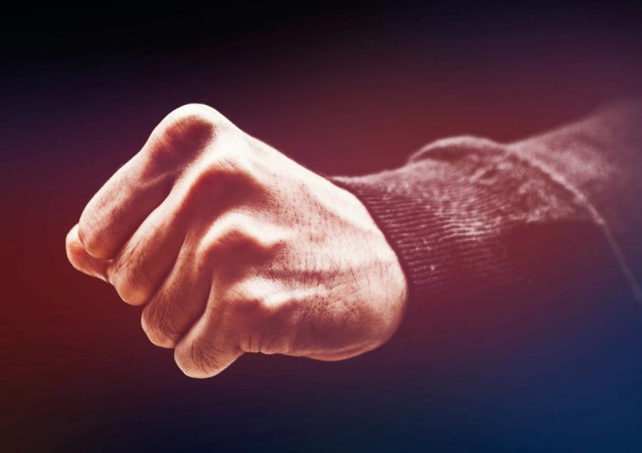 Фото: pixabay.com | «Налетел с кулаками»: в соцсетях бурно обсуждают драку мужчины с подростком во Владивостоке
