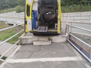 У Тысячекоечной больницы нет пандуса – тяжёлые пациенты под угрозой