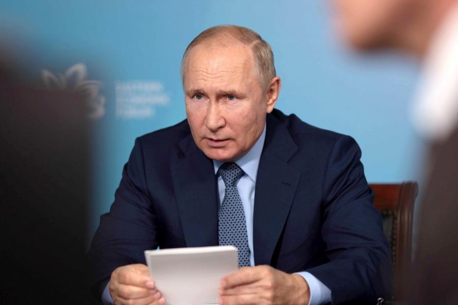 «Такая ситуация недопустима»: Путин устроил жесткий разнос во Владивостоке