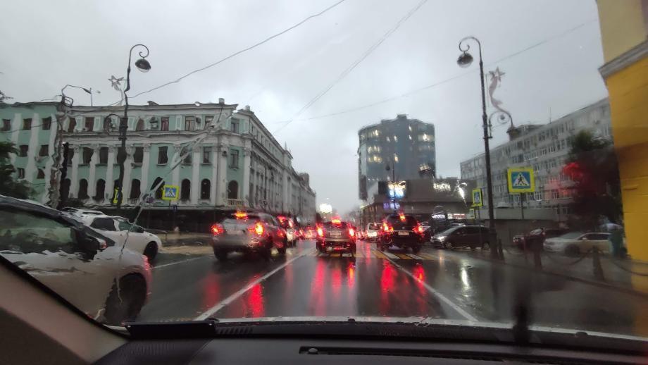 Фото: PRIMPRESS | Приморцев просят не выезжать на трассу на личном транспорте