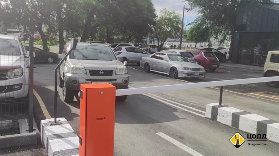 Бесплатно только ночью: во Владивостоке открыли новую парковку