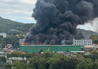 Пожар во Владивостоке: тушить огонь не могли из-за неисправных гидрантов