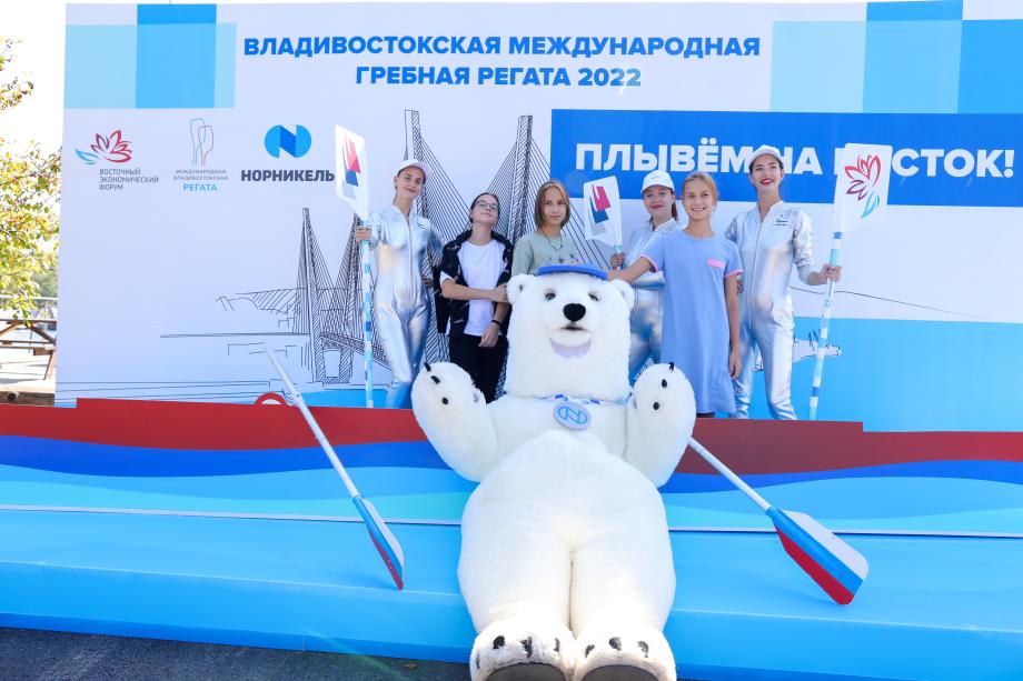 Фото: Александр Китаев | Весла на воду: Международная регата собрала сотни гостей