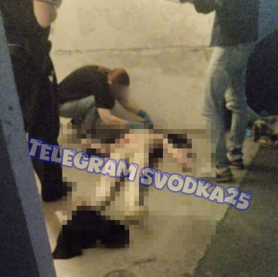 Во Владивостоке мужчина с ножом напал на свою жену