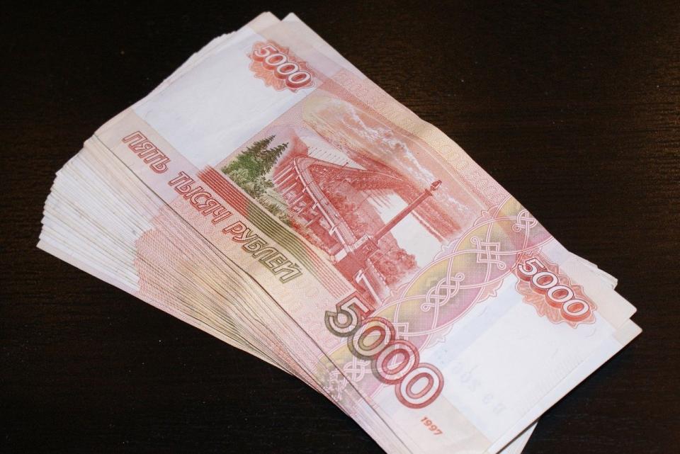 От 20 до 60 тыс. рублей на руки. Стартовала новая волна выплат россиянам