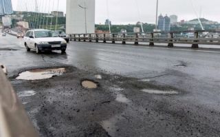 Во Владивостоке обновят асфальтовое покрытие Золотого моста