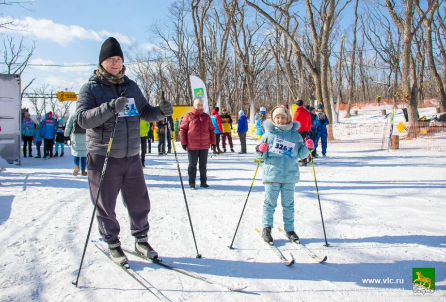 Зима близко: во Владивостоке открыли набор в секцию юных лыжников